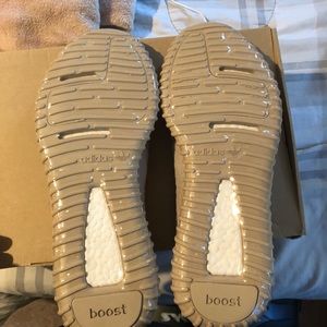 Yeezy oxford tan size 12